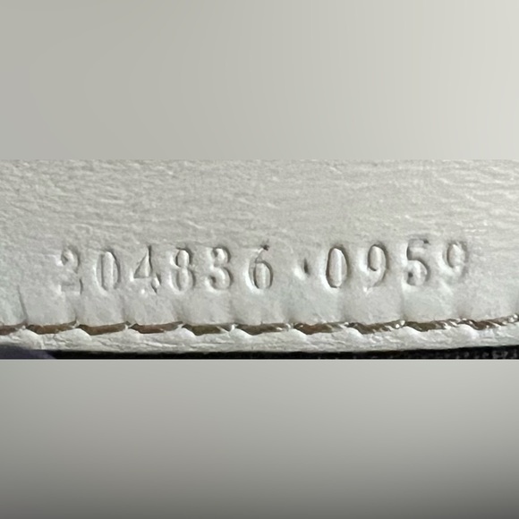 GUCCI AUTHENTIC GG MONOGRAM SUPREME CREAM&WHITE LEATHER&CANVAS LONG WALLET.EUC. - Picture 13 of 13